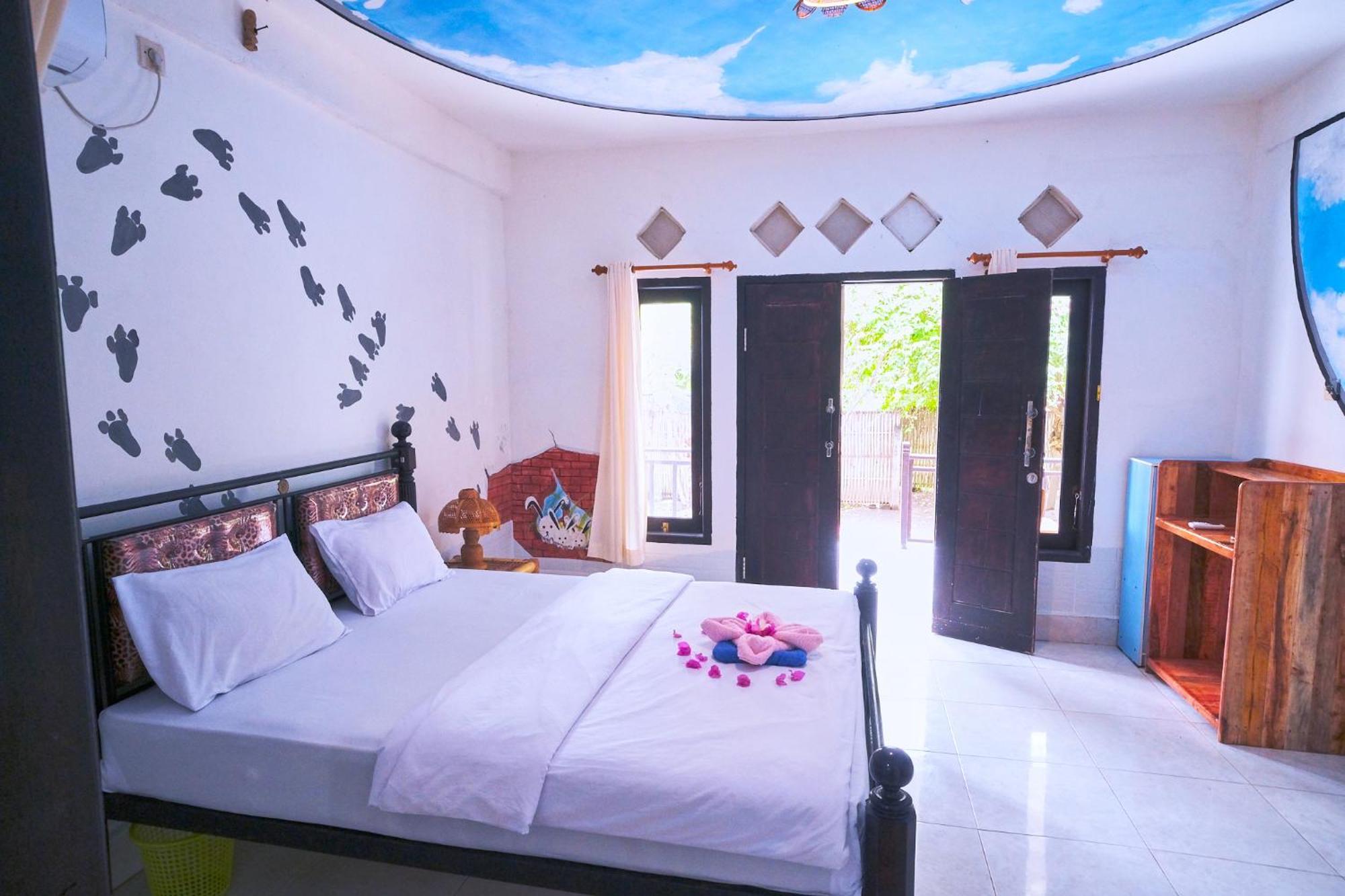 The Rabbit Tree Hostel Gili Meno Extérieur photo