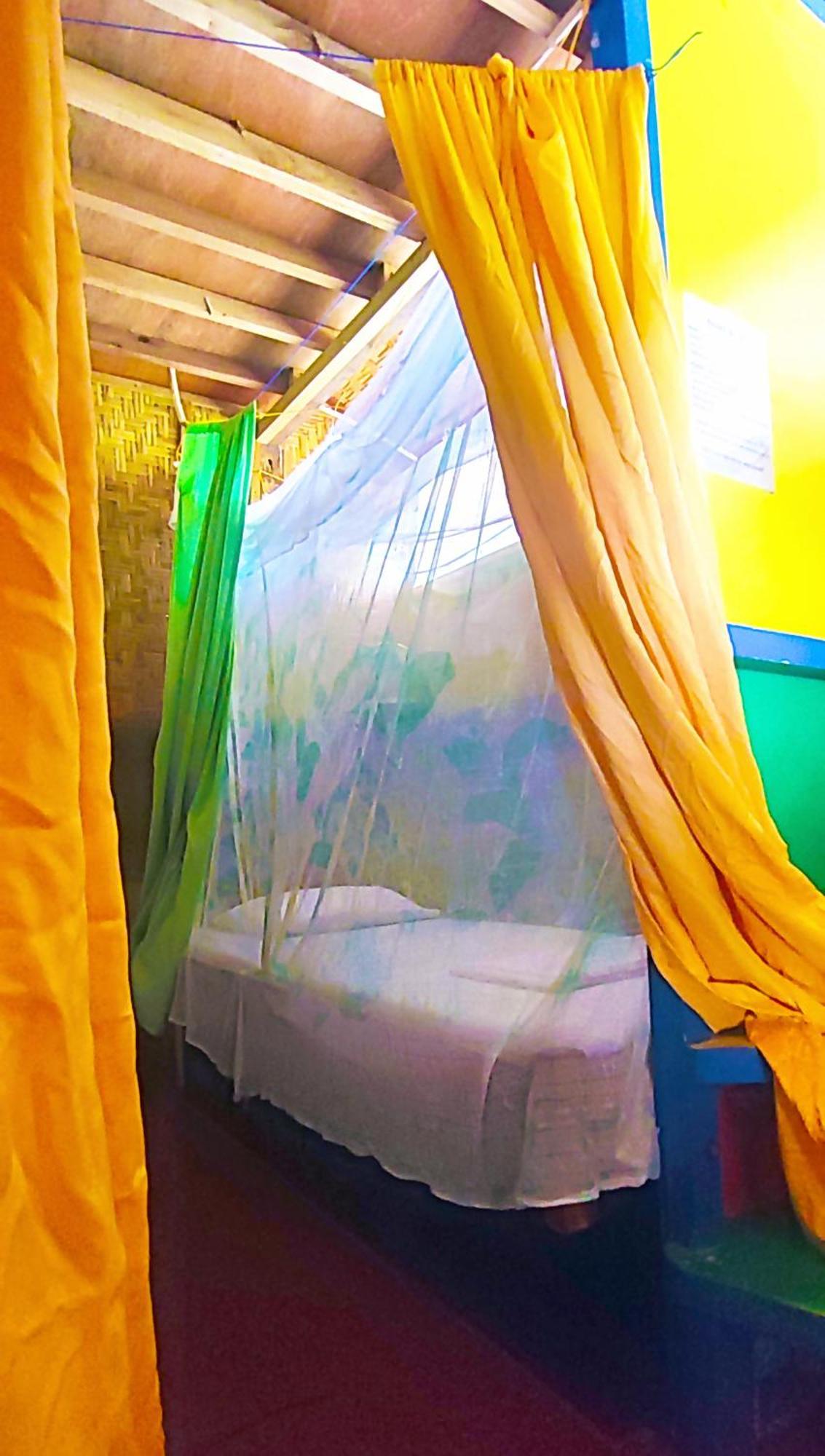 The Rabbit Tree Hostel Gili Meno Extérieur photo