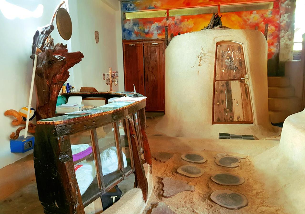 The Rabbit Tree Hostel Gili Meno Extérieur photo